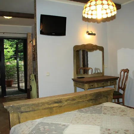 Boutique Artemide Villa *