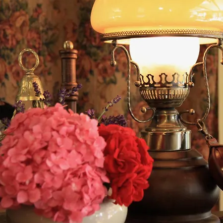 Boutique Artemide Villa *